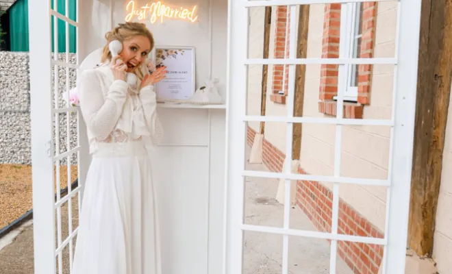 location cabine téléphonique livre d'or mariage
